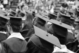 Three students make history earning the first esports degree - Casino News Thumbnail