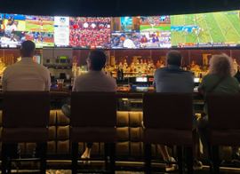 BetMGM is set to introduce a $2.50 minimum bet in Illinois today. - Casino News Thumbnail