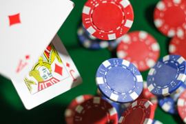 ¿Qué contribuye al éxito de Daniel Weinman como jugador de póquer?